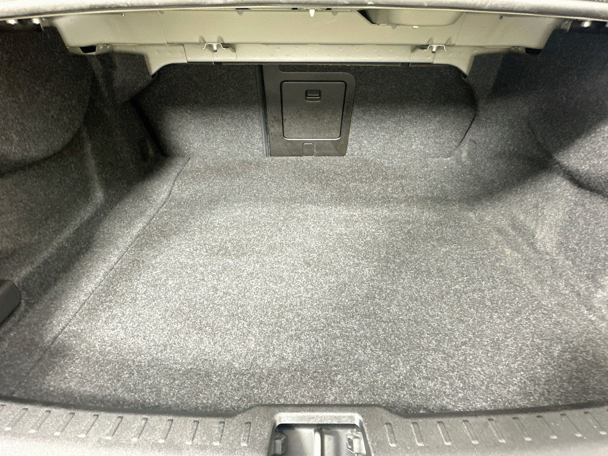 Used 2023 Volvo S60 B5 Core FWD image 25