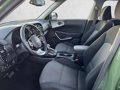 Used 2022 Kia Soul X-Line image 10