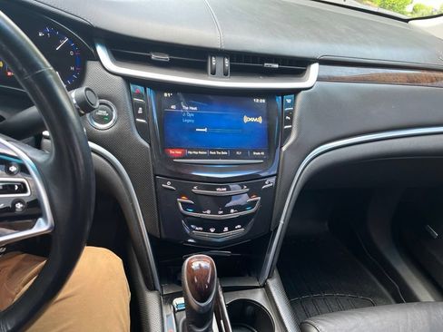 Used 2015 Cadillac XTS Luxury AWD/4WD image 8