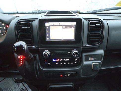 Used 2023 RAM ProMaster 2500 image 15