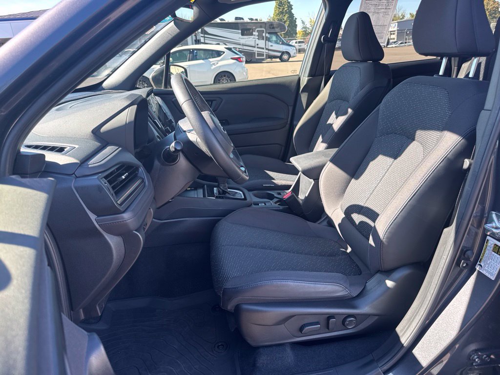Used 2025 Subaru Forester Premium w/ Convenience Package #1 AWD/4WD image 10