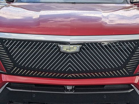 New 2026 Cadillac Vistiq Luxury w/ LPO, Floor Liner Package image 11