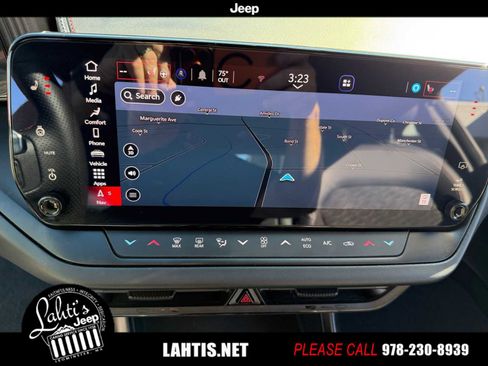 Used 2025 Dodge Charger R/T w/ Quick Order Package 25M R/T image 29