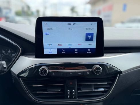 Used 2022 Ford Escape SE FWD image 41