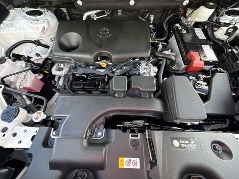 Certified 2025 Toyota RAV4 LE FWD image 17