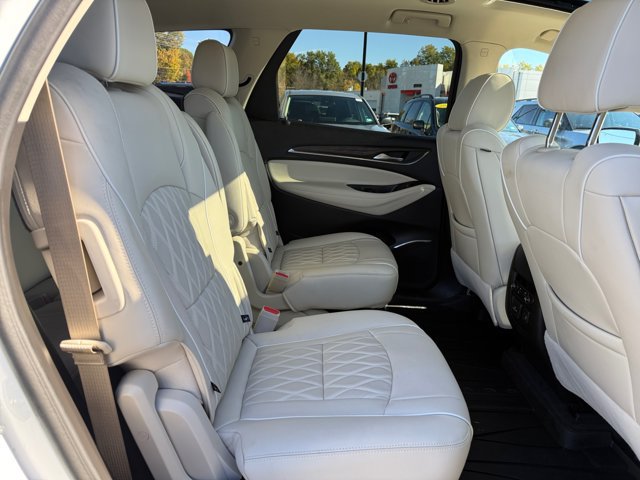 Used 2023 Buick Enclave Avenir w/ Avenir Technology Package AWD/4WD image 42