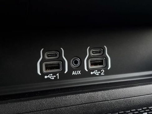 Certified 2025 RAM 2500 Big Horn AWD/4WD image 34