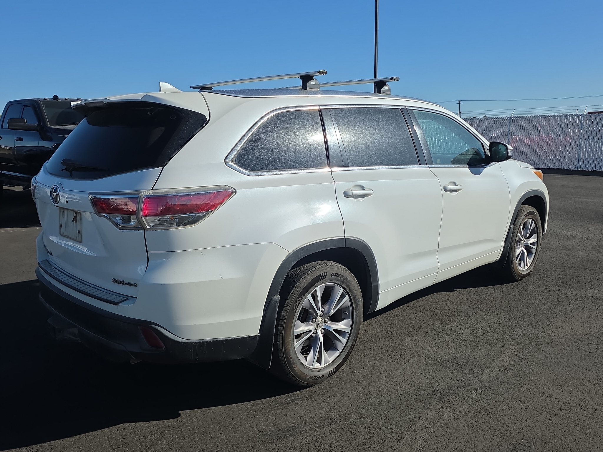 Used 2015 Toyota Highlander XLE AWD/4WD image 8