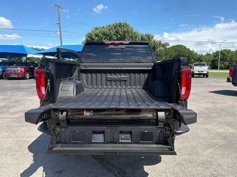 New 2026 GMC Sierra 1500 AT4X AWD/4WD image 32