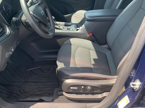 Used 2022 Chevrolet Equinox RS w/ LPO, Floor Liner Package AWD/4WD image 18