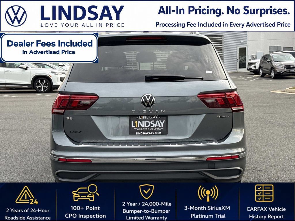 Certified 2024 Volkswagen Tiguan SE w/ Panoramic Sunroof Package AWD/4WD image 4