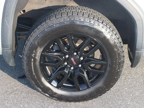 Used 2022 GMC Sierra 1500 Elevation w/ Preferred Package AWD/4WD image 37