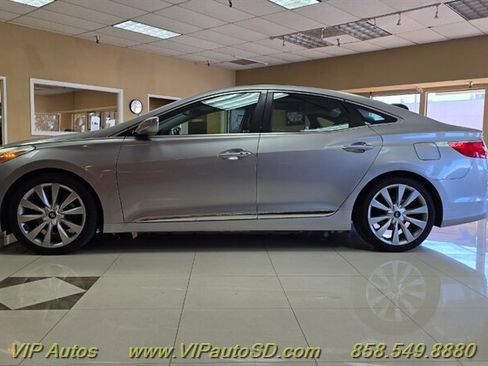 Used 2013 Hyundai Azera w/ Technology Pkg image 6