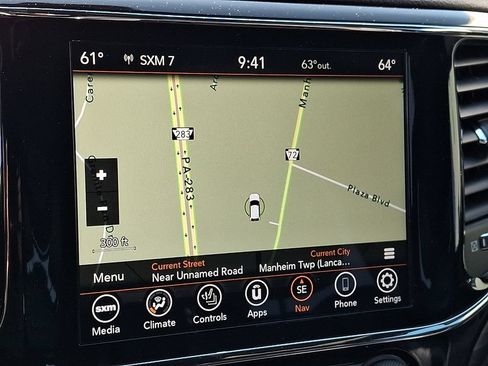 Used 2021 Jeep Grand Cherokee Laredo X AWD/4WD image 19