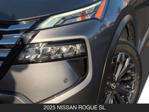 Certified 2025 Nissan Rogue SL w/ Tech Package image 10