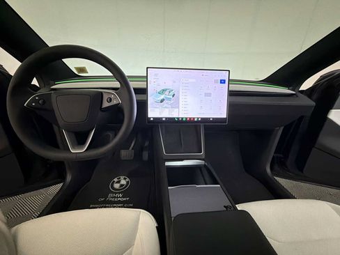 Used 2026 Tesla Model Y 2WD image 13