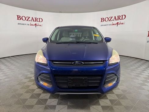 Used 2015 Ford Escape SE FWD image 2