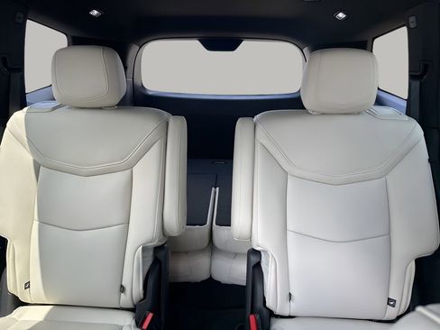 New 2025 Cadillac XT6 Sport w/ Technology Package image 35