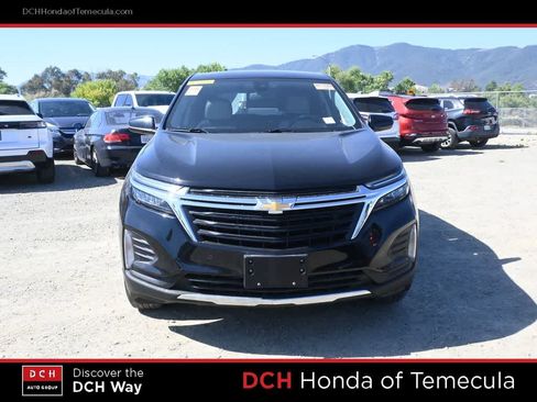 Used 2023 Chevrolet Equinox LT w/ Driver Convenience Package AWD/4WD image 2