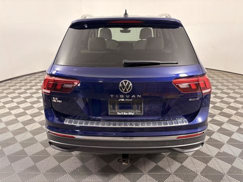 Used 2022 Volkswagen Tiguan SE AWD/4WD image 4