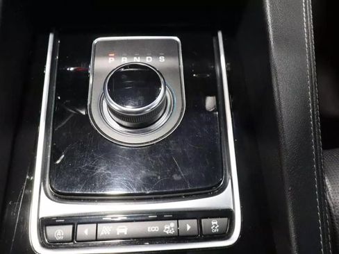 Used 2020 Jaguar F-PACE S image 22