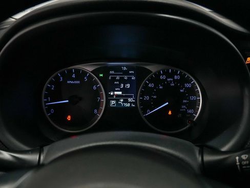 Used 2021 Nissan Kicks S FWD image 15