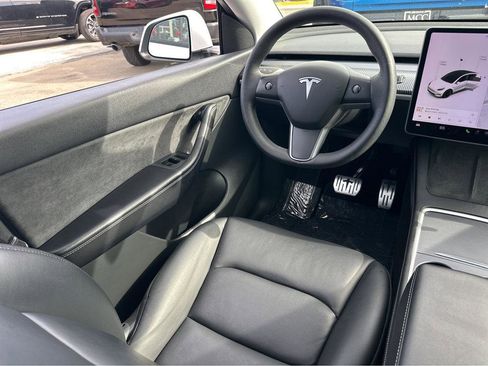 Used 2021 Tesla Model Y 2WD image 19