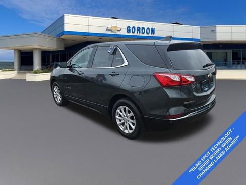 Used 2020 Chevrolet Equinox LT w/ Driver Convenience Package image 3