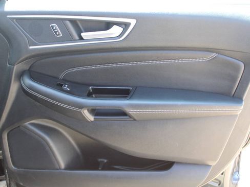 Used 2015 Ford Edge Titanium AWD/4WD image 12