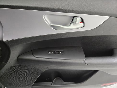Used 2024 Kia Forte LXS image 21
