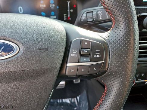 Used 2023 Ford Escape ST-Line image 18