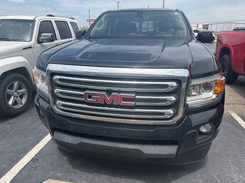 Used 2017 GMC Canyon SLE w/ SLE Convenience Package RWD image 2