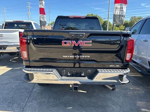 New 2026 GMC Sierra 2500 SLE w/ SLE Value Package; image 7