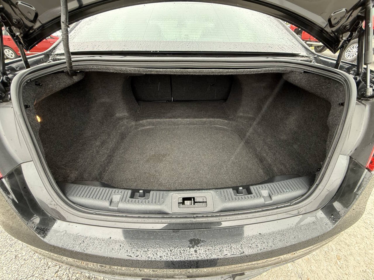 Used 2015 Ford Taurus Limited FWD image 17