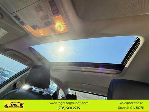 Used 2015 Toyota Avalon Limited FWD image 13