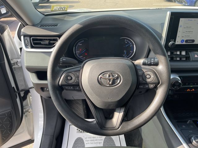 Used 2025 Toyota RAV4 XLE AWD/4WD image 15