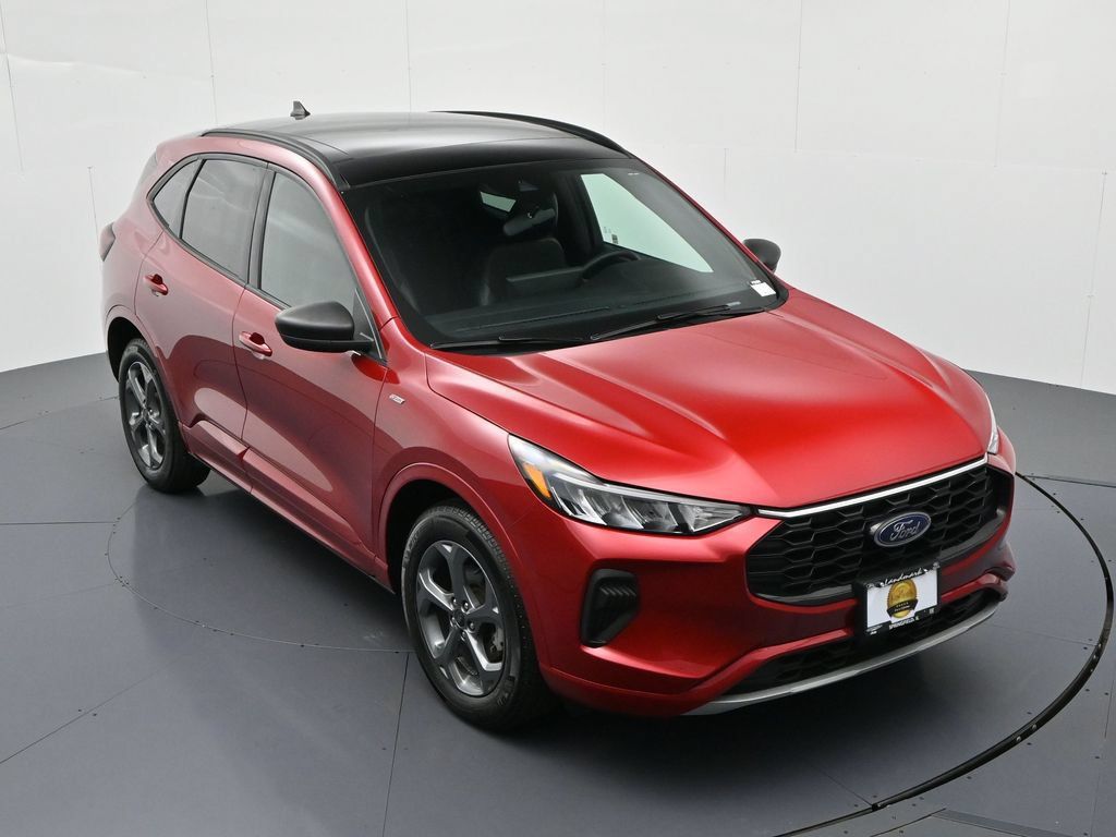 Used 2023 Ford Escape ST-Line w/ Tech Pack #1 AWD/4WD image 15