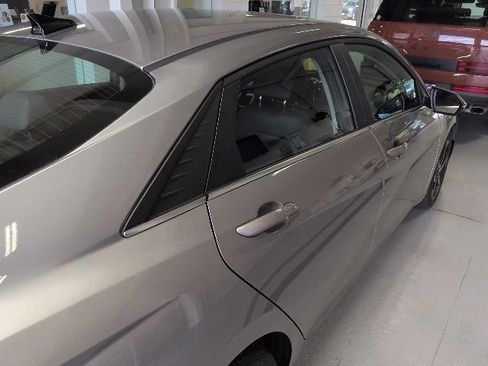 Used 2023 Hyundai Elantra Limited w/ Cargo Package FWD image 6