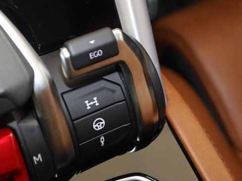 Used 2019 Lamborghini Urus image 48