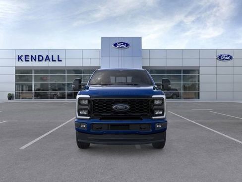 New 2026 Ford F250 Lariat w/ Black Appearance Package image 6