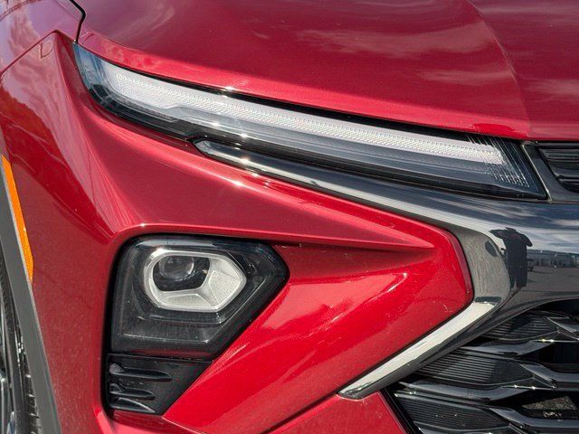 Used 2024 Chevrolet TrailBlazer RS w/ Convenience Package AWD/4WD image 16