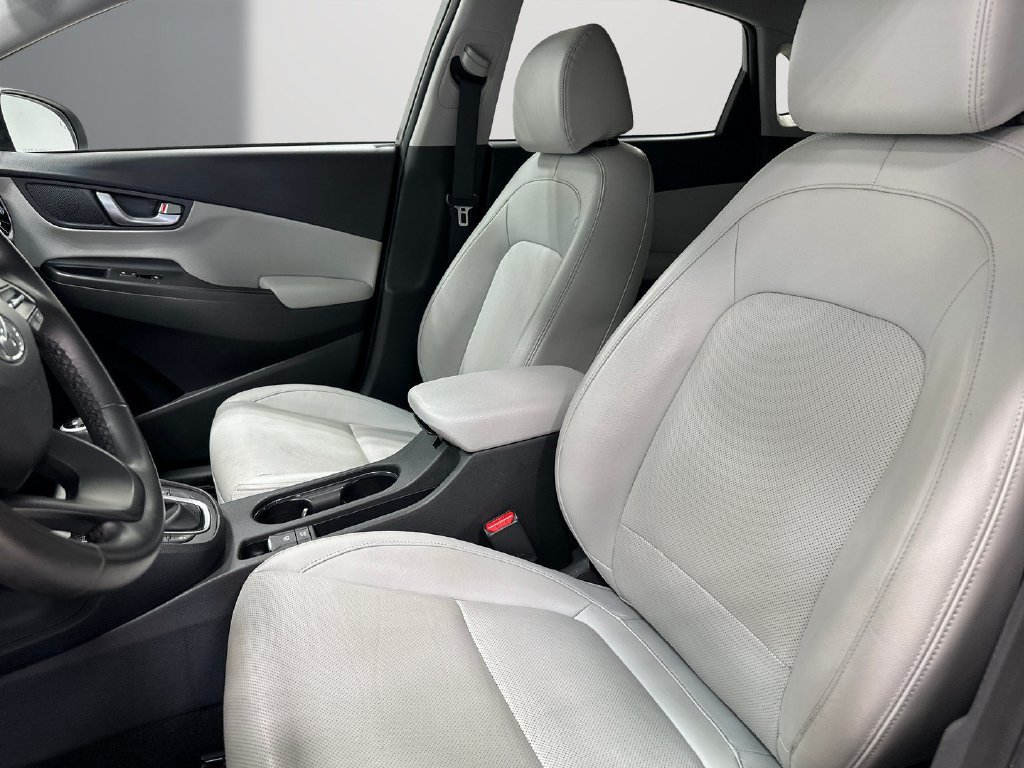 Certified 2023 Hyundai Kona Limited FWD image 15
