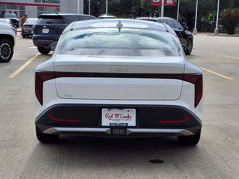 Used 2025 Kia K4 FWD image 6