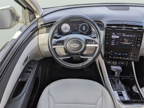 Used 2023 Hyundai Tucson SEL w/ Convenience Package FWD image 15