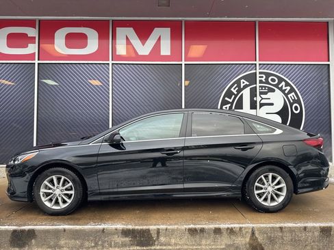 Used 2019 Hyundai Sonata SE image 17