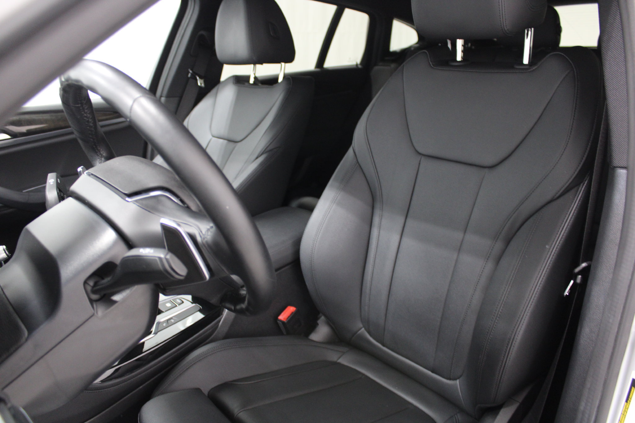 Used 2020 BMW X4 xDrive30i w/ Convenience Package AWD/4WD image 13