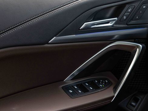 Used 2025 BMW X1 xDrive28i w/ M Sport Package image 15