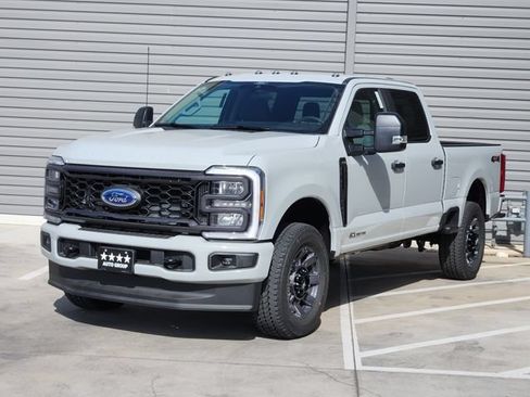 New 2026 Ford F250 XL w/ STX Appearance Package AWD/4WD image 2