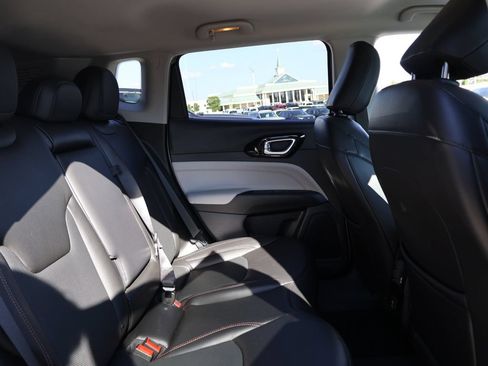 Used 2022 Jeep Compass Limited AWD/4WD image 12