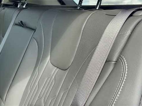 Used 2024 Buick Encore GX Avenir w/ Avenir Convenience Package image 13